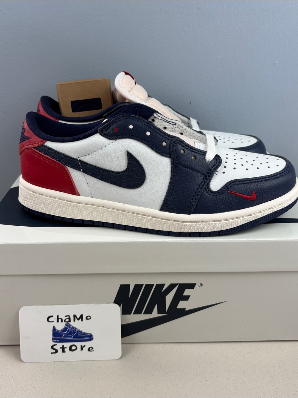 Nike Air Jordan 1 Retro OG Low 'Howard University Men Sz 5.5 Fit Woman Sz 7